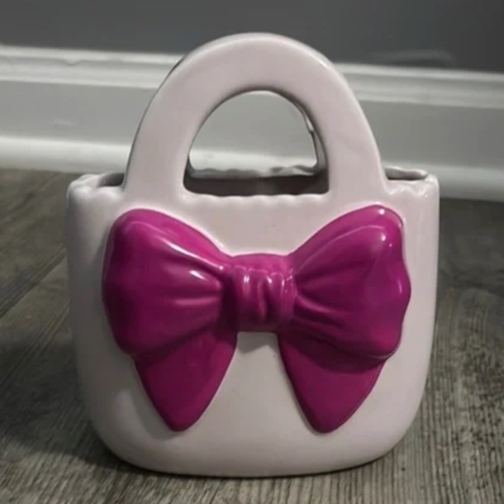 Ceramic Handbag with Pink Bow Fashion Decor
